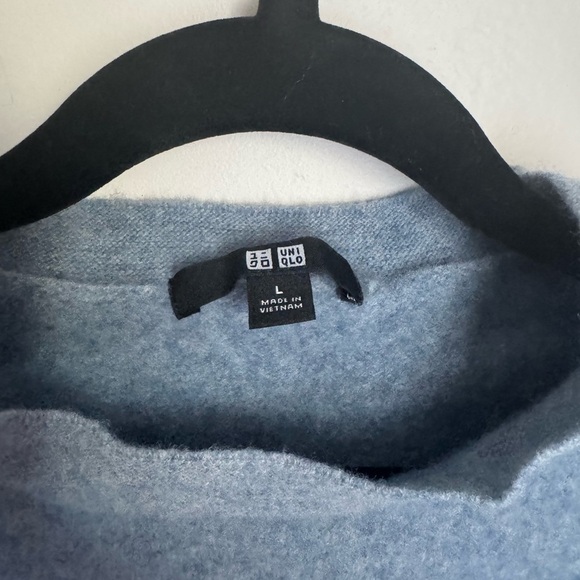 UNIQLO wool crew - Picture 2 of 4